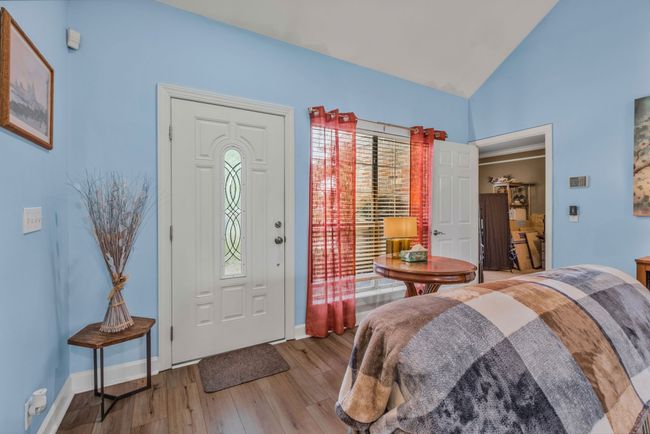 306 S Cameron Ct, House other with 3 bedrooms, 2 bathrooms and 4 parking in Hermitage TN | Image 6