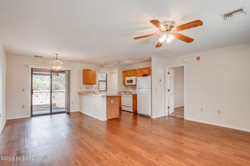 3870 S Calle Viva, Green Valley, AZ, 85614 | Card Image