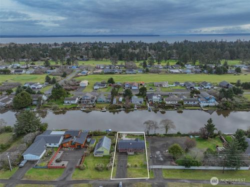 306 Point Brown Ave Ne, Ocean Shores, WA, 98569-9606 | Card Image