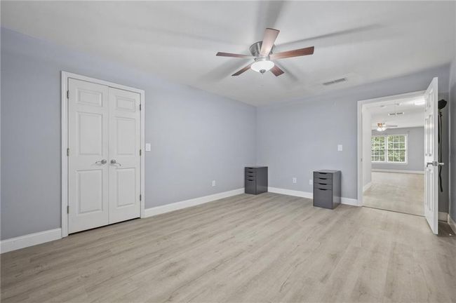 4505 Lakefield Bnd, House other with 4 bedrooms, 3 bathrooms and 2 parking in Berkeley Lake GA | Image 35