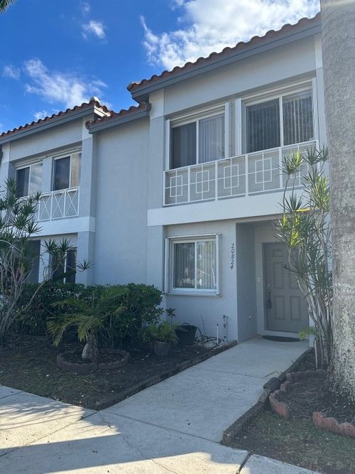 0-20824 Nw 3rd Ct, Pembroke Pines, FL, 33029-2120 | Card Image