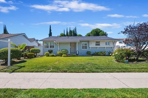 19010 Community St, Northridge, CA, 91324-4404 | Card Image