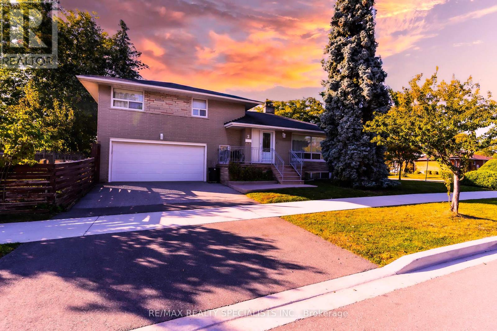 2 Allonsius Dr, For Sale in Etobicoke Zoocasa