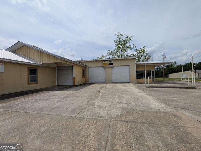 111 E Jl Tyre St, Home with 0 bedrooms, 0 bathrooms and null parking in Screven GA | Image 5