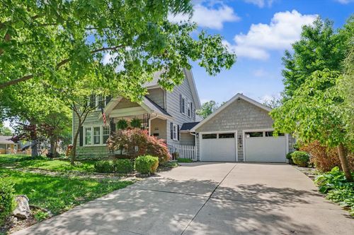 1202 Healey St, Champaign, IL, 61821-3820 | Card Image