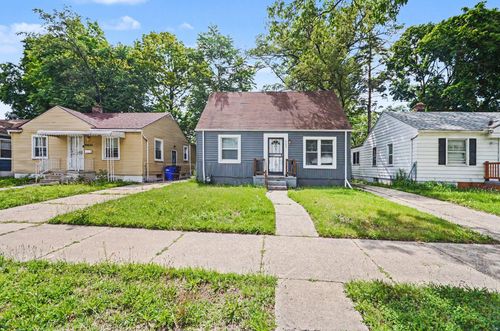 20043 Fenmore St, Detroit, MI, 48235-2260 | Card Image