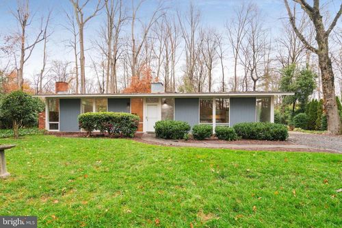 2406 Brentwood Pl, ALEXANDRIA, VA, 22306-2547 | Card Image