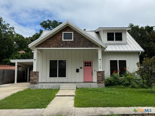 1704 Washington St, Victoria, TX, 77901-5169 | Card Image