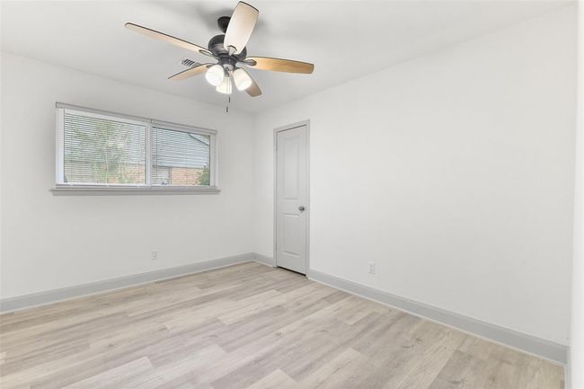 6235 Dumfries Dr, House other with 4 bedrooms, 2 bathrooms and 2 parking in Houston TX | Image 19