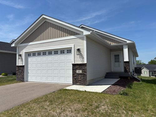 441 Grant Ave Se, Hutchinson, MN, 55350-4518 | Card Image