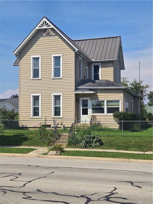 304 S Wayne St, Fort Recovery, OH, 45846-8074 | Card Image