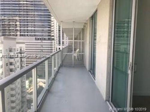 1724n-1111 Sw 1st Ave, Miami, FL, 33130-5401 | Card Image