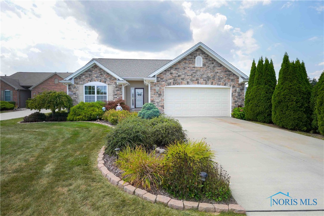 Stillwater Dr, Perrysburg, OH 43551