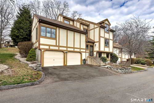 771-690 Forest Rd, West Haven, CT, 06516-7931 | Card Image