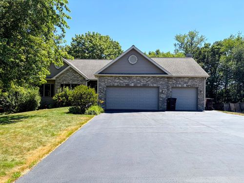 5101 Eagles Roost, Richmond, IL, 60071 | Card Image