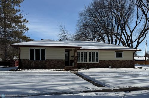 1320 16th Street S, Moorhead, MN, 56560 | Card Image