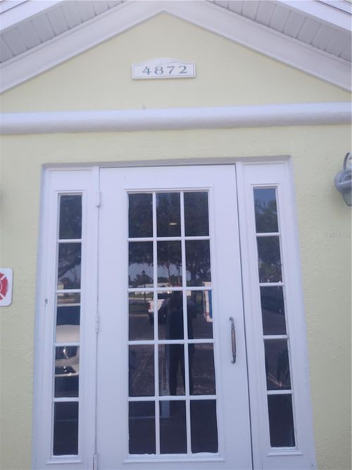 apt-d-4872 Beach Dr Se, ST PETERSBURG, FL, 33705-4866 | Card Image
