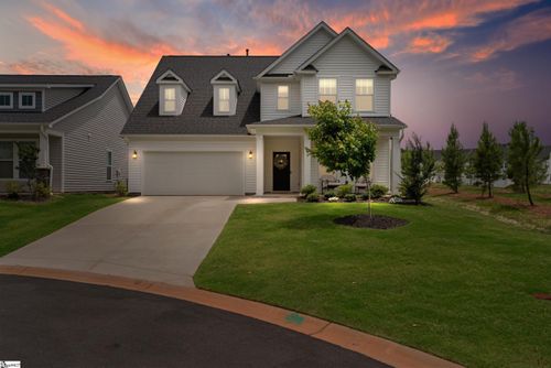 129 Sara Jones Ln, Greenville, SC, 29611-1820 | Card Image