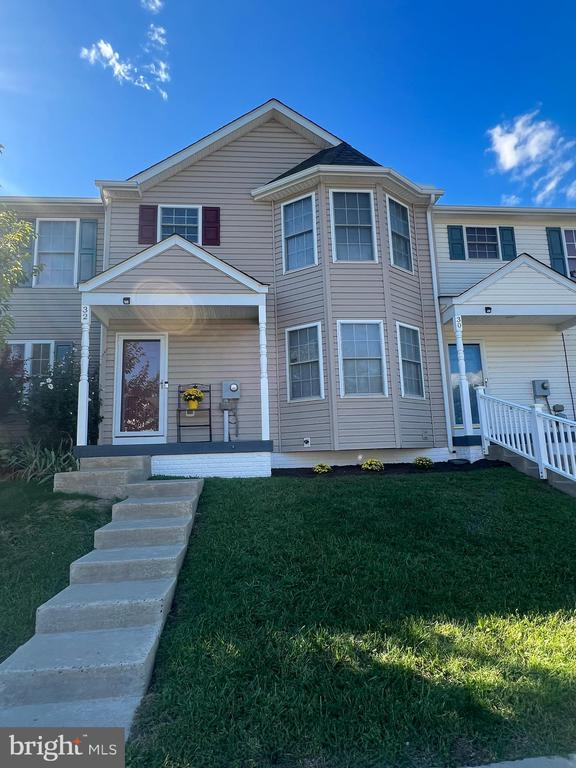 Argon Dr, Martinsburg, WV 25405