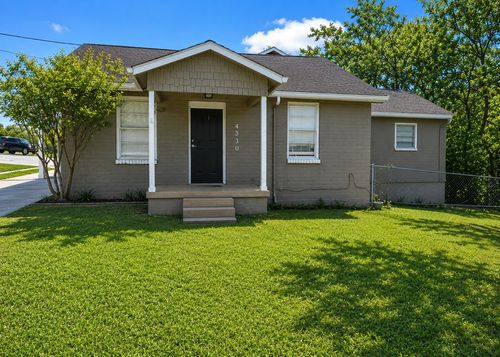 4530 White Oak Lane, Fort Worth, TX, 76114 | Card Image