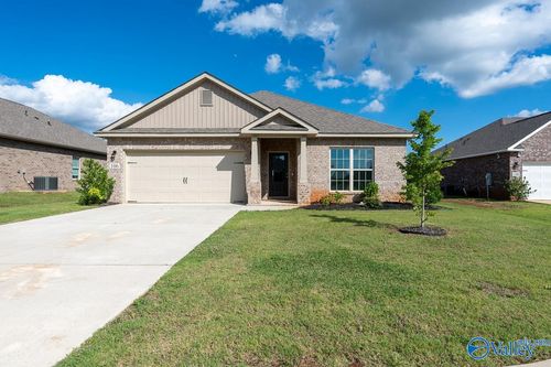 106 Elaina Grey Ct, New Market, AL, 35761-6700 | Card Image