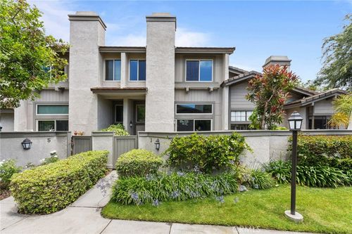 3 Moon Shadow, Irvine, CA, 92603-3737 | Card Image
