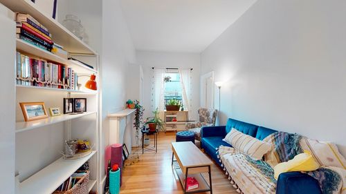 apt-397-397 Beacon St, Boston, MA, 02215-3220 | Card Image