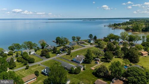 171 Haulover Cir, Montross, VA, 22520-8806 | Card Image