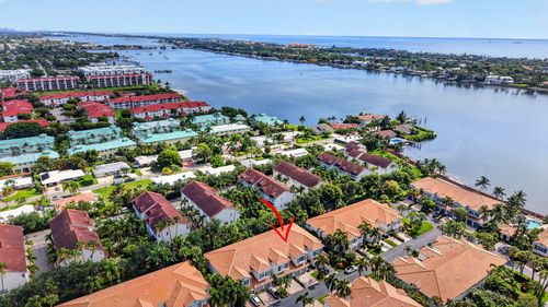 124 Las Brisas Cir, Hypoluxo, FL, 33462-7072 | Card Image