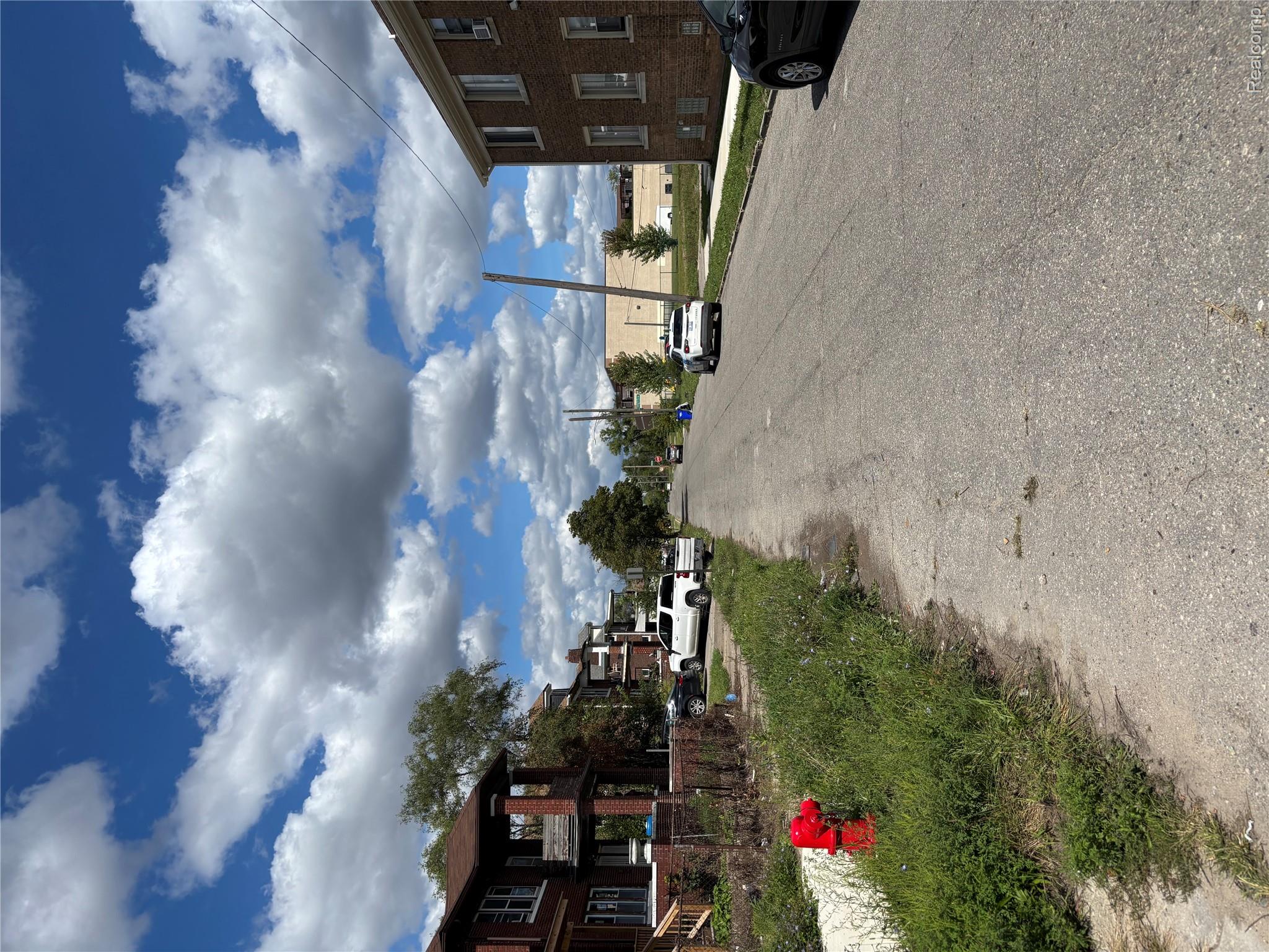 Residential Income in Detroit 3