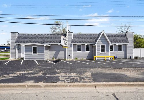 5463 Dixie Hwy, Saginaw, MI, 48601-5573 | Card Image