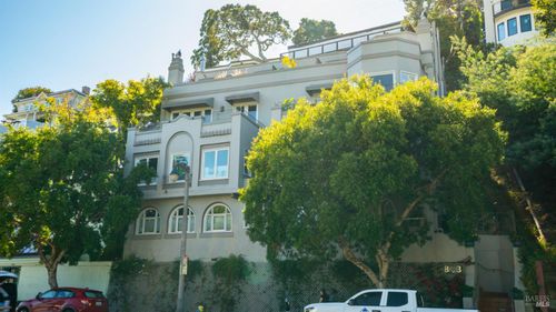 apt-5-833 Bridgeway, Sausalito, CA, 94965-2177 | Card Image