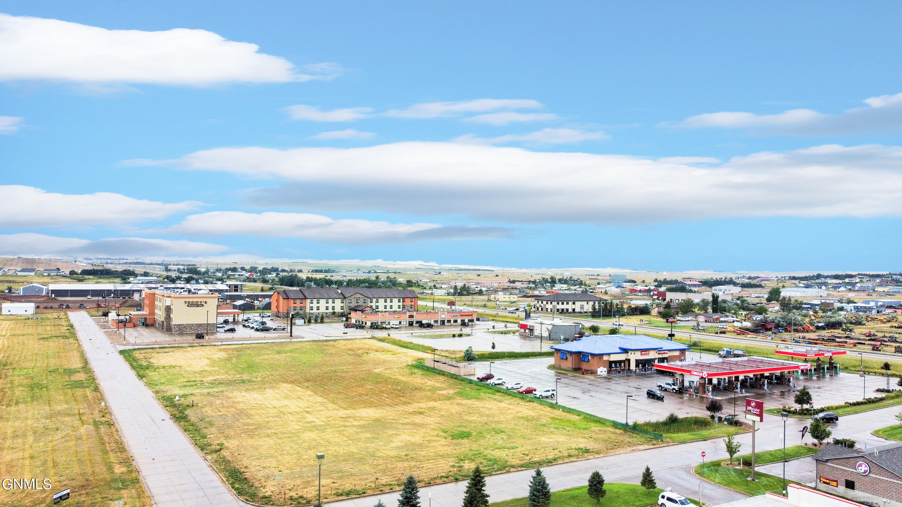 Land in Watford City 4