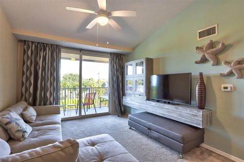 321-321 Villa Cir, Boynton Beach, FL, 33435-8910 | Card Image