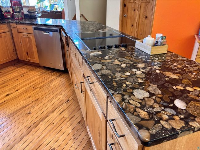 11 Wildflower Ln, House other with 4 bedrooms, 4 bathrooms and null parking in Lutsen MN | Image 12