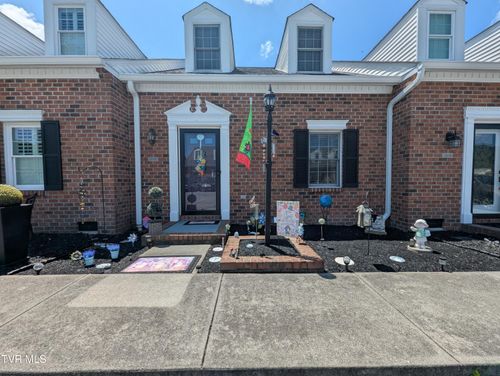 521-521 Hickory Rd, Bristol, TN, 37620-6088 | Card Image