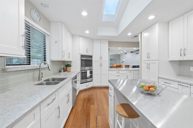 1909 Cypress Pt E, House other with 4 bedrooms, 3 bathrooms and 4 parking in Austin TX | Image 15