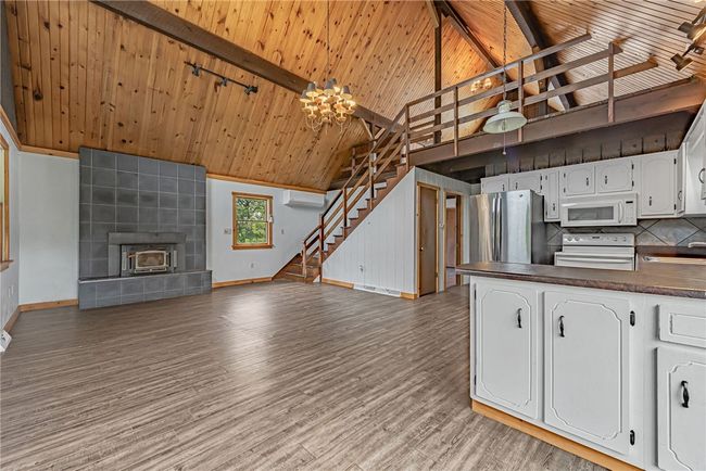 320 Spruce St, House other with 2 bedrooms, 1 bathrooms and 2 parking in Donegal PA | Image 8