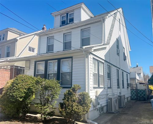 8805 238th Street, New York, NY, 11426 | Card Image