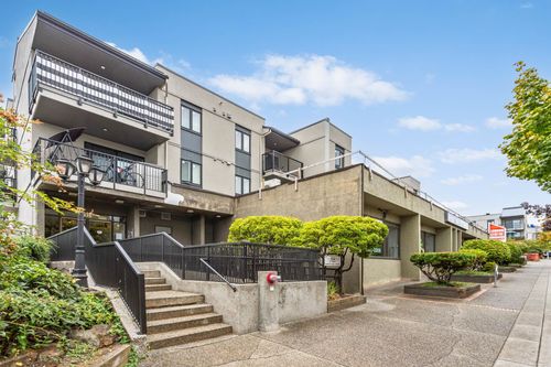 202-836 Twelfth St, New Westminster, BC, V3M4K3 | Card Image
