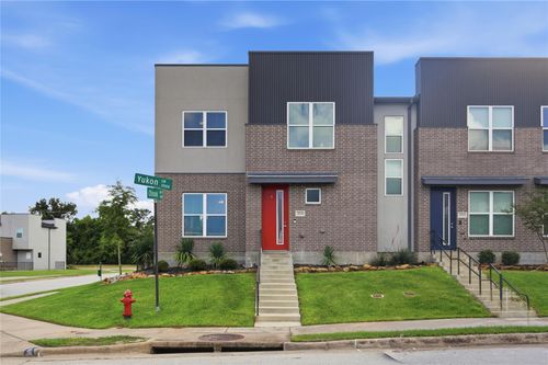 3934 Yukon Ln, College Station, TX, 77845-2093 | Card Image