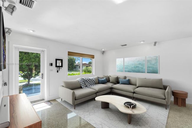 6931 Sw 108 Th Ave, House other with 3 bedrooms, 2 bathrooms and null parking in Miami FL | Image 32
