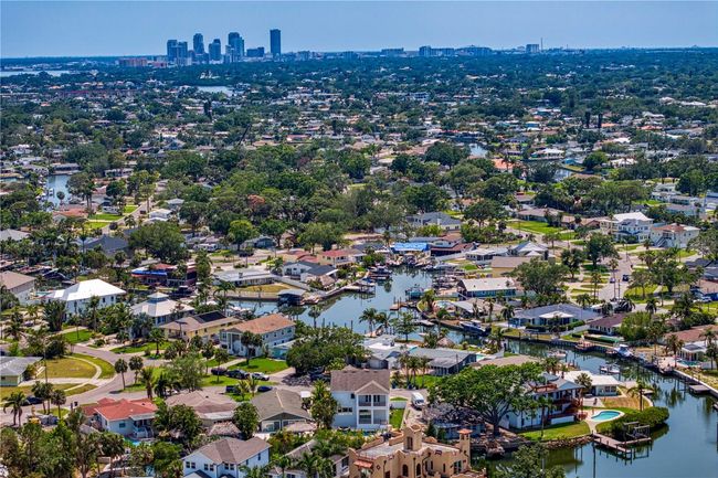 1739 1/2 Bayou Grande Blvd Ne, House other with 4 bedrooms, 4 bathrooms and null parking in St Petersburg FL | Image 91