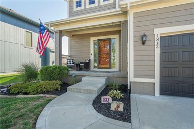 1813 Ne Riley Drive, House other with 5 bedrooms, 3 bathrooms and null parking in Lee's Summit MO | Image 3