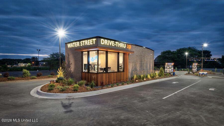 Commercial Lease in Jackson 4