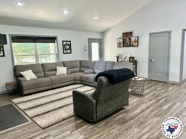 19913 Fm 125 S, House other with 3 bedrooms, 2 bathrooms and null parking in Bivins TX | Image 5