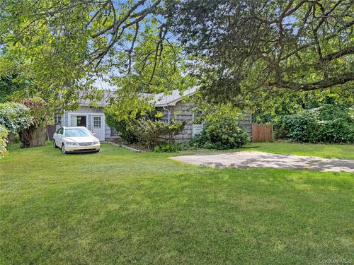 608 Montauk Hwy, Southampton, NY, 11968-4115 | Card Image