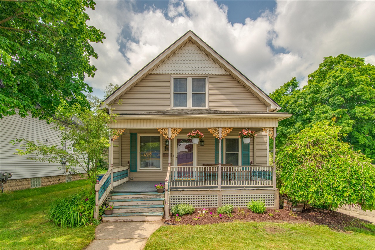 Starkweather St, Plymouth, MI 48170