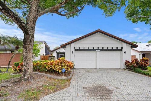 2330 Dover, Weston, FL, 33326-2324 | Card Image