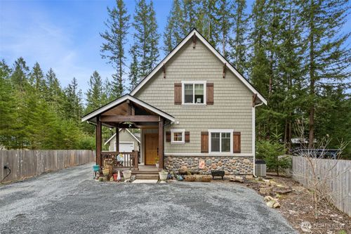 103 Mountain View Ln S, Packwood, WA, 98361-9602 | Card Image